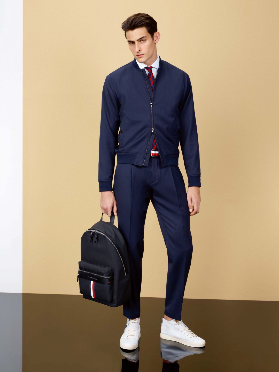 aerolíneas borde Estereotipo Tommy Hilfiger SS18Laws Of Style | Men's Fashion, Lifestyle and Grooming  Guide | Laws Of Style | Men's Fashion, Lifestyle and Grooming Guide